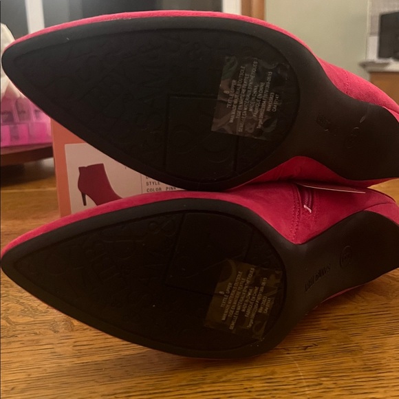 Sam & Libby hot pink ankle boots, Size 8 - Picture 10 of 11